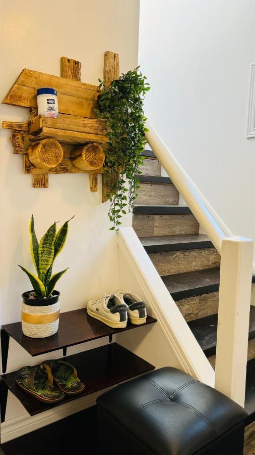 Toronto Bed & Breakfast - Free Parking 外观 照片